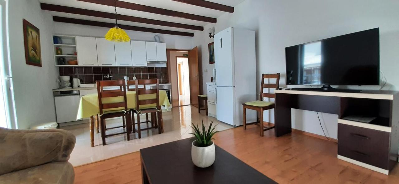 Apartments Jagoda Brela Zewnętrze zdjęcie